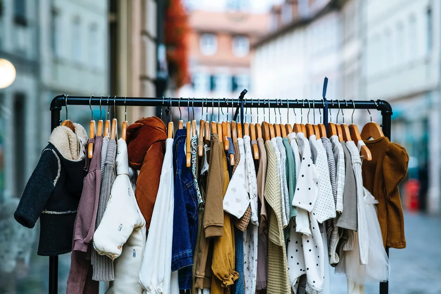 Best Turkey Clothing Suppliers for Global Buyers – Turkey Sourcing Agency