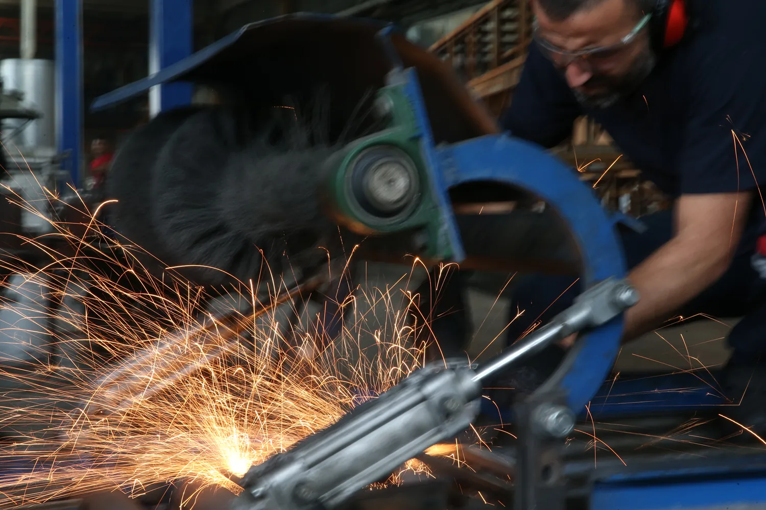 Bulk Freight Shipping: Cost-Effective Large Volume Transport Services