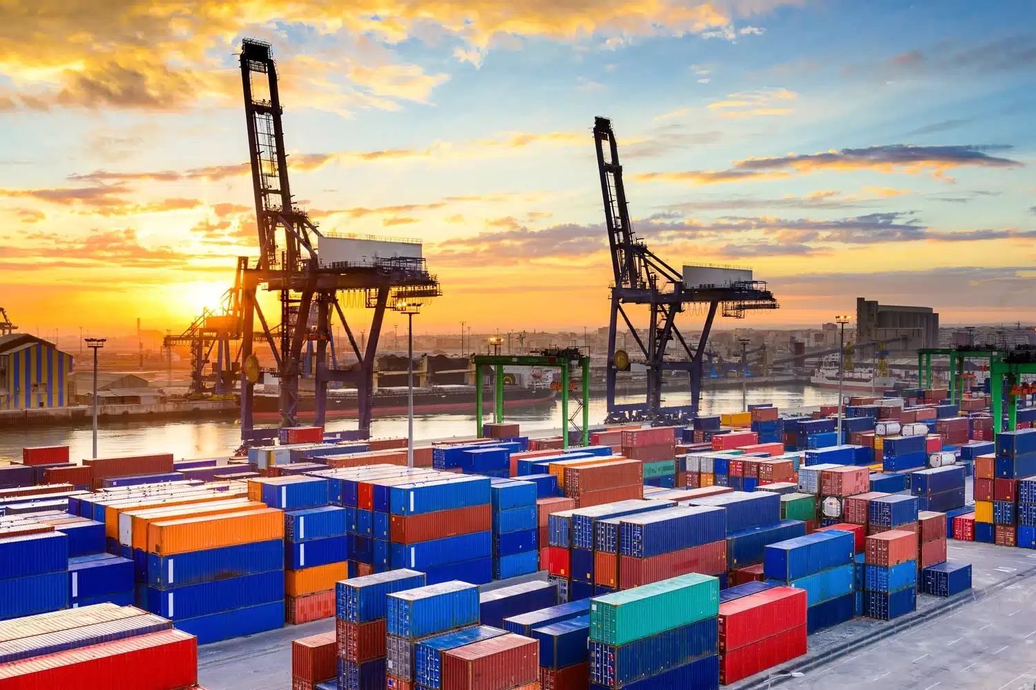 Cross-Border Logistics Solutions for Importing from Turkey